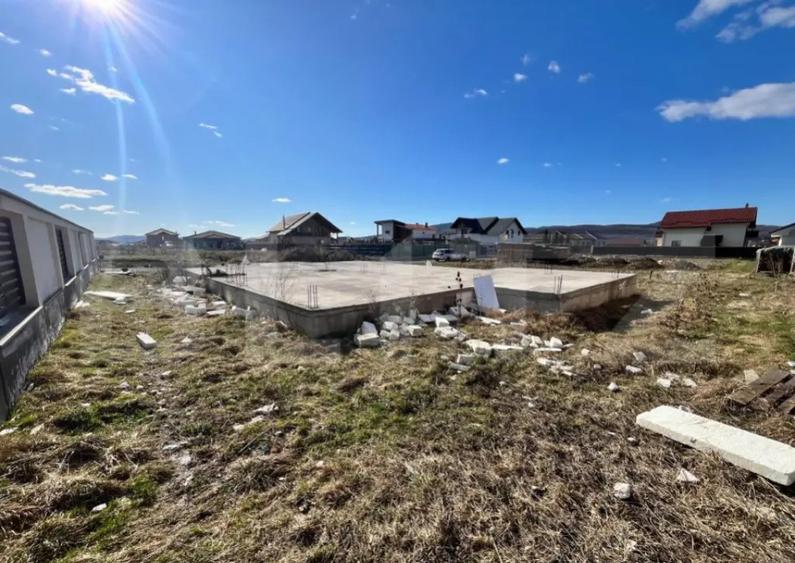 Teren si proiect casa, 7,5 ari, zona Aerodrom Unirea - 1