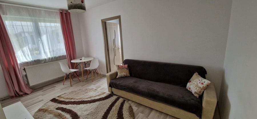Inchiriez apartament micut si cochet - 3