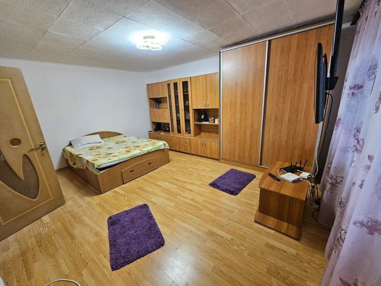 Inchiriez garsoniera - 6