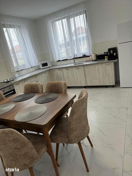 Casa cu 9 camere ?i mansarda - 8