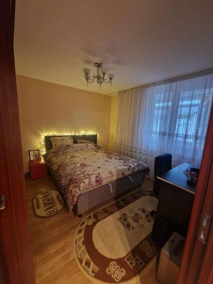 Vand apartament 2 camere - 1
