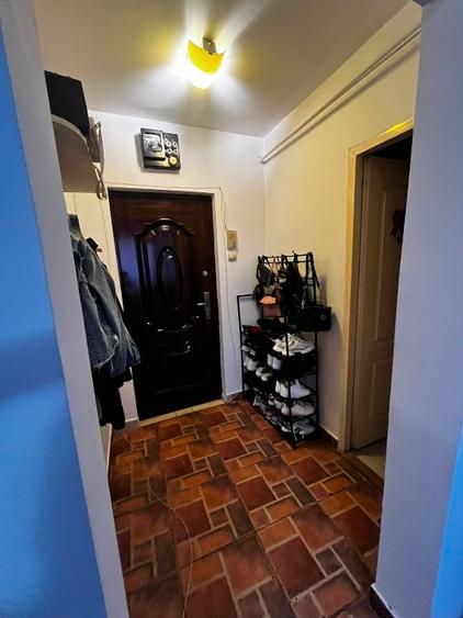 Apartament cu 2 camere semidecomandat în Tătărași