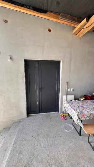 Casă de vânzare  - 9