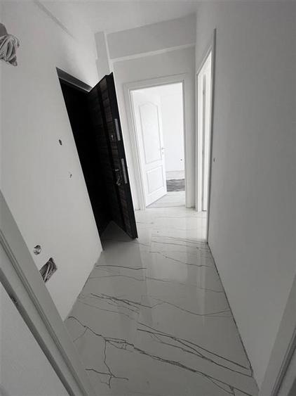 Garsonieră decomandată în Cug