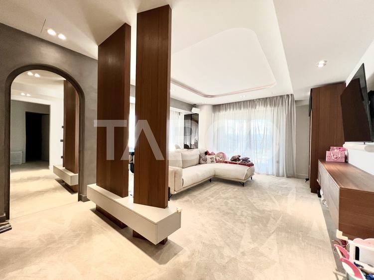 Apartament cu 3 camere semidecomandat, mobilat în Mănăștur