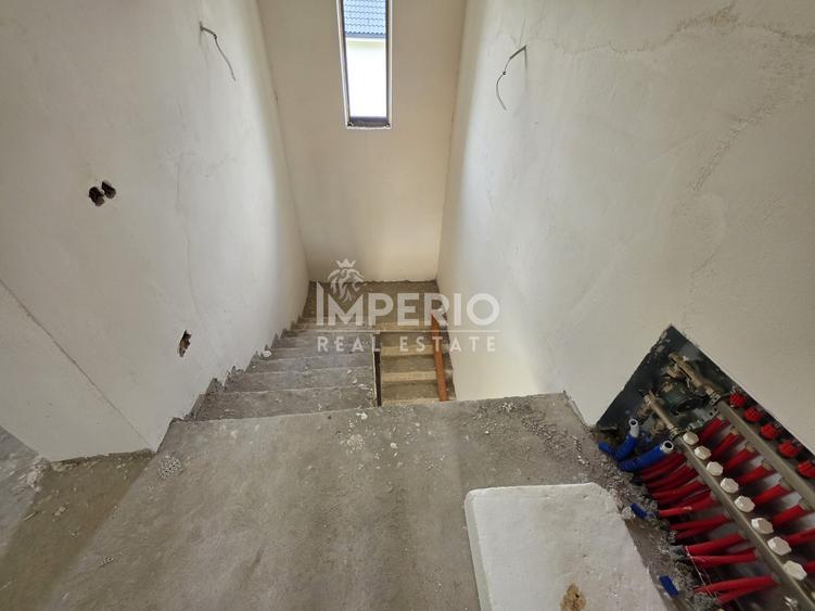 Duplex cu 4 camere cu Canalizare în Iris
