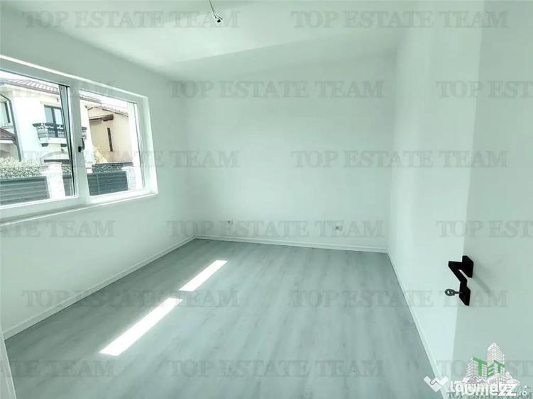 Casă cu 5 camere cu Teren 630 Mp în Corbeanca
