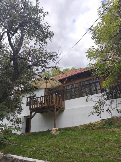 Casă cu 1 camere cu Teren 800 Mp în Muscel
