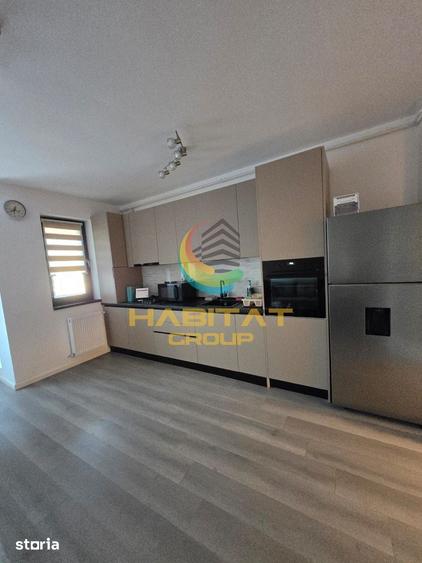 Apartament cu 3 camere în Apărătorii Patriei