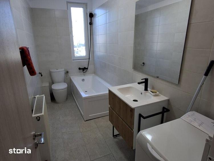 Apartament cu 3 camere semidecomandat în Floreasca