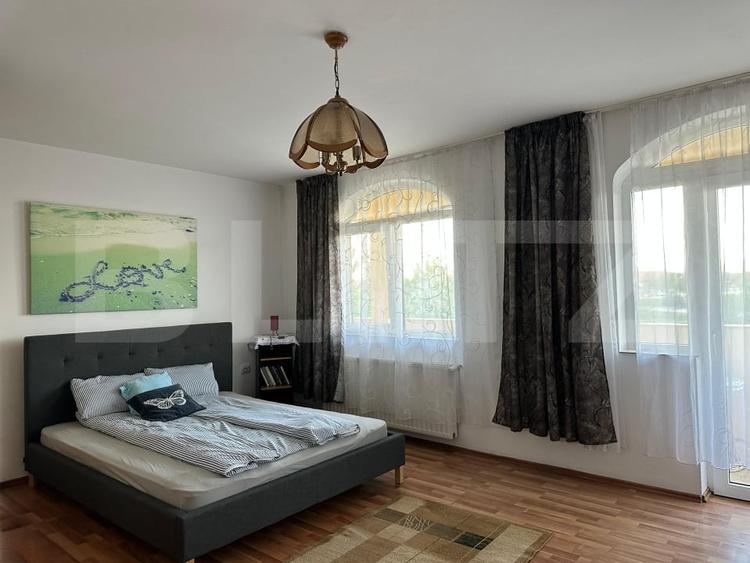 Duplex cu 5 camere cu Canalizare în Micești