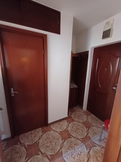 Apartament cu 2 camere semidecomandat în Alexandru Obregia