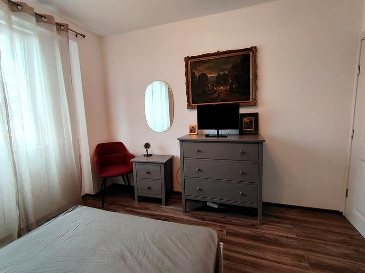 Apartament cu 2 camere decomandat, mobilat în Tineretului