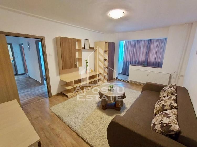 Apartament cu 3 camere decomandat, mobilat în Circumvalațiunii