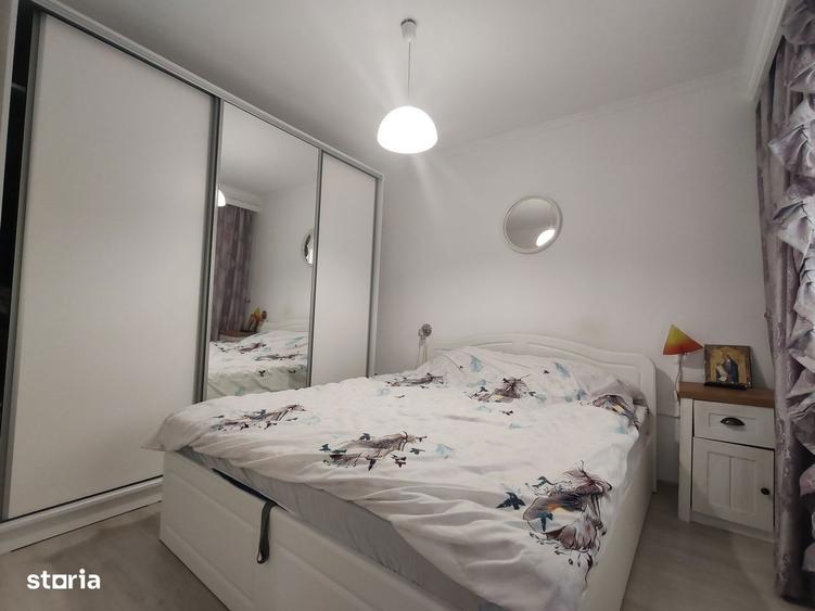 Apartament 3 camere Trivale, etaj 1, mobilat si utilat-295 euro - 1