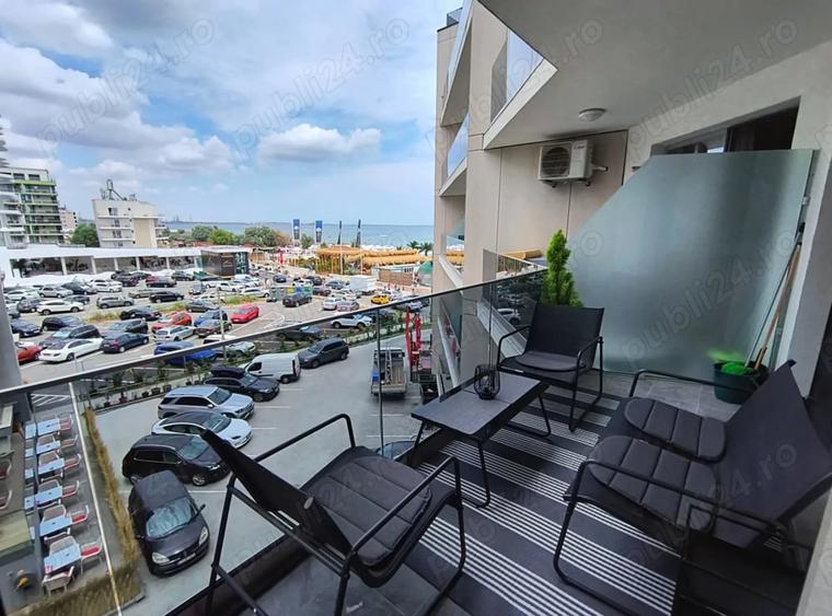 Apartament cu 3 camere semidecomandat în Nord