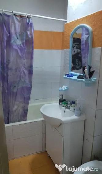 Apartament cu 2 camere decomandat în Doamna Ghica