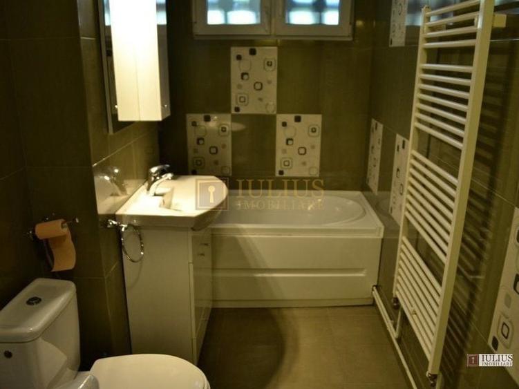 Apartament cu 3 camere semidecomandat, mobilat în Circumvalațiunii