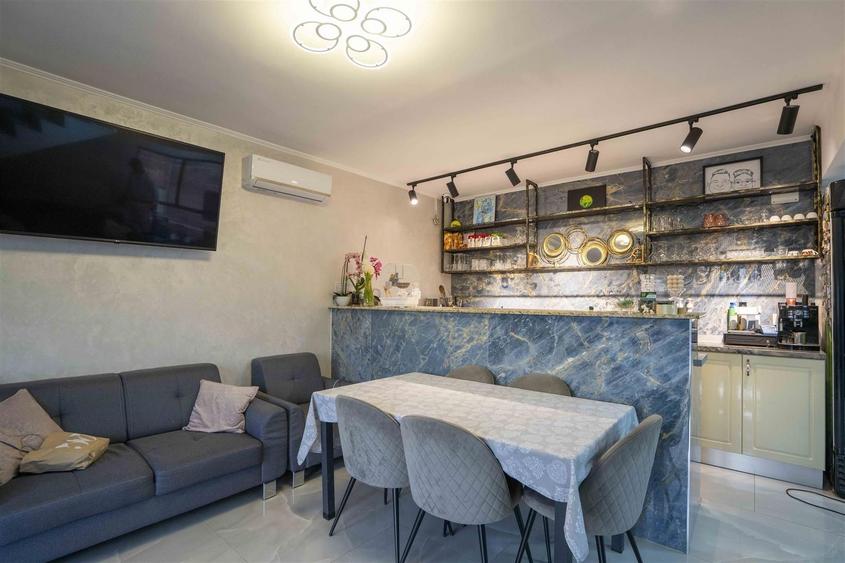 Casă individuală cu 6 camere decomandat cu Teren 1880 Mp în Oncea