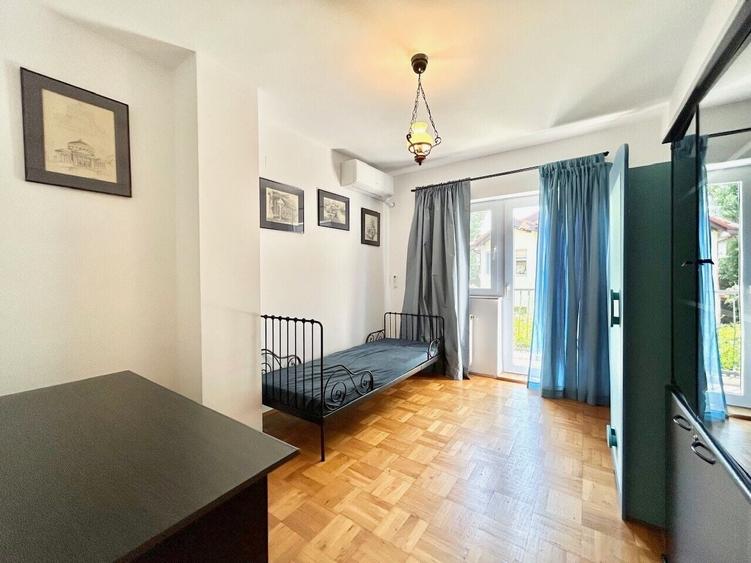 Duplex cu 4 camere cu Canalizare în Iancu Nicolae