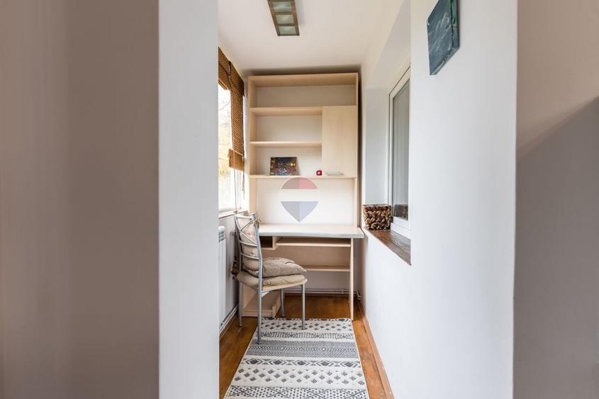 Apartament cu 3 camere decomandat, mobilat în Ultracentral