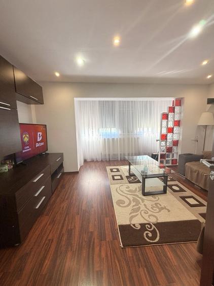 Apartament cu 2 camere decomandat, mobilat în Bucovina