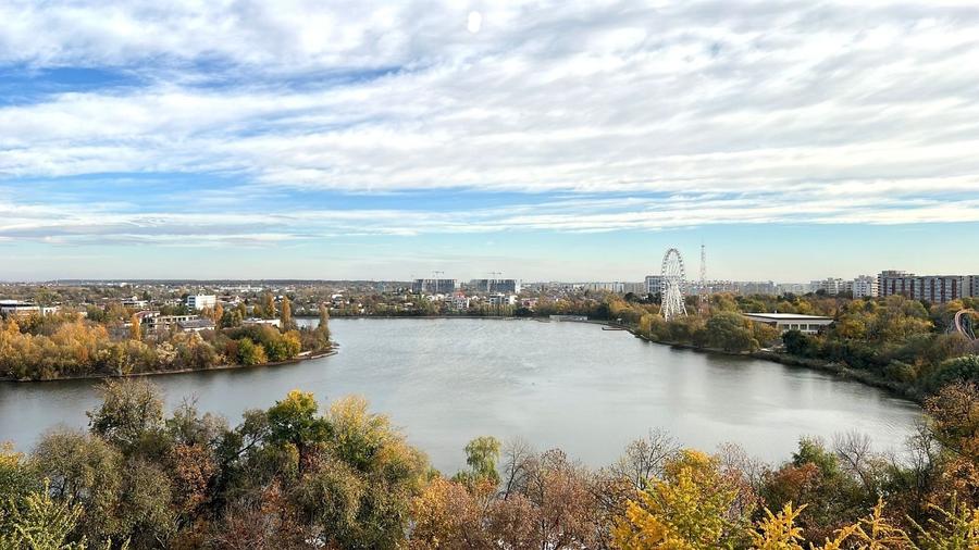 Vedere panoramica 2 camere | parcare Emerald Residence - 4