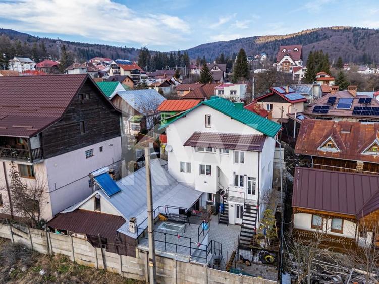 Casa individuala, vedere catre Bucegi, la 300 m de Centru, Gara sau Cantacuzino - 1