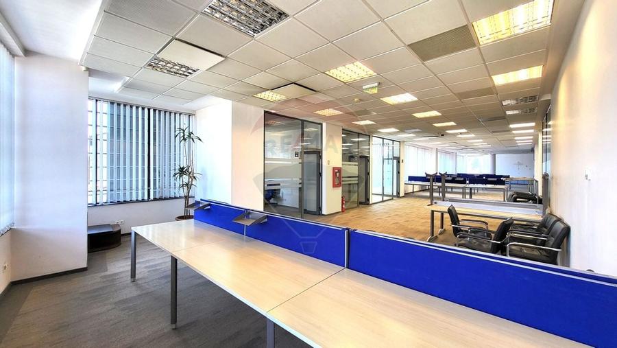 Spatiu birouri de inchiriat 160 - 800 mp Central. Comision 0% - 6