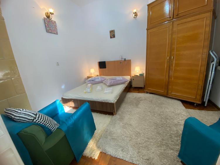 Vasile Lascar, Casa 2 camere 70 mp - 1