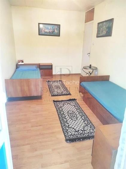 DAMBOVITA - 5 cam - 2 bai - 2 balcoane - centrala proprie