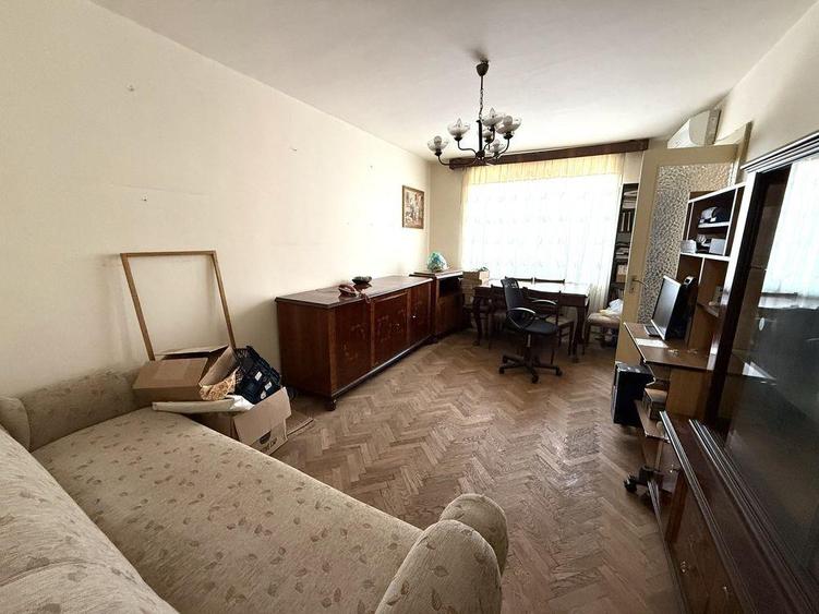 Apartament cu 4 camere Piata Garii etajul 2/4 - 3