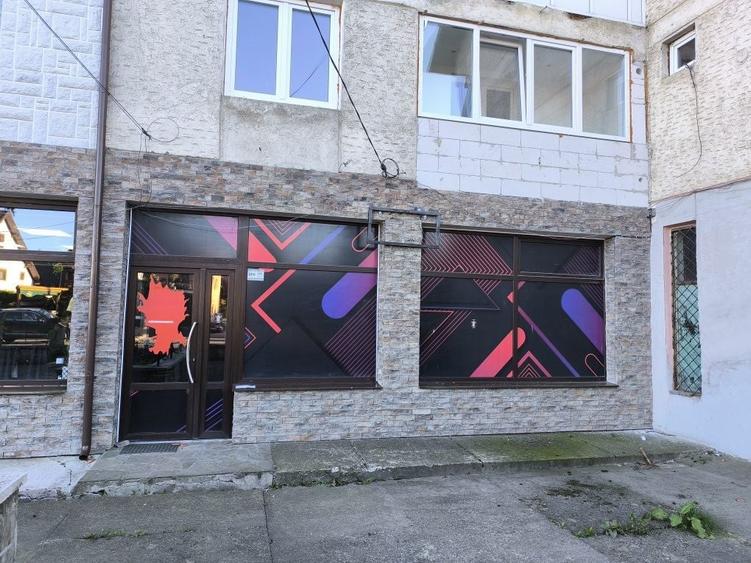 Inchiriez spatiu comercial - 1