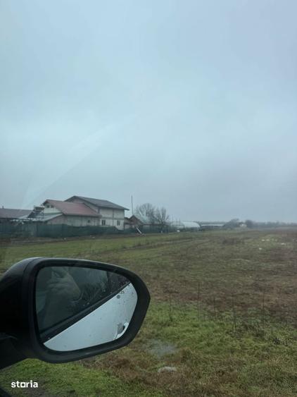 Teren langa case/ 230000mp/ deschidere 42m/ toate utilitatile - 2