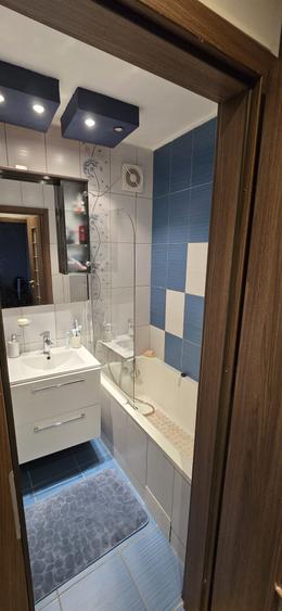 Vanzare apartament decomandat 3 camere 1 Decembrie / Titan / Ozana - 6