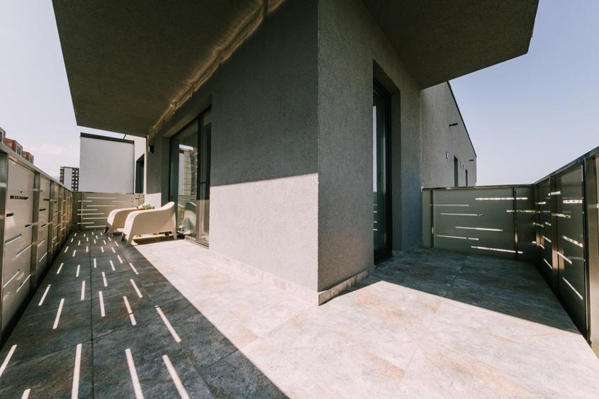 De vânzare un apartament  cu 3 camere în Brasov , zona Tractorul - 5