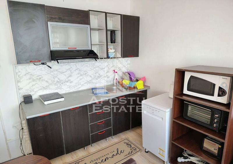 Apartament 3 camere, semidecomandat, Circumvalatiunii - 7