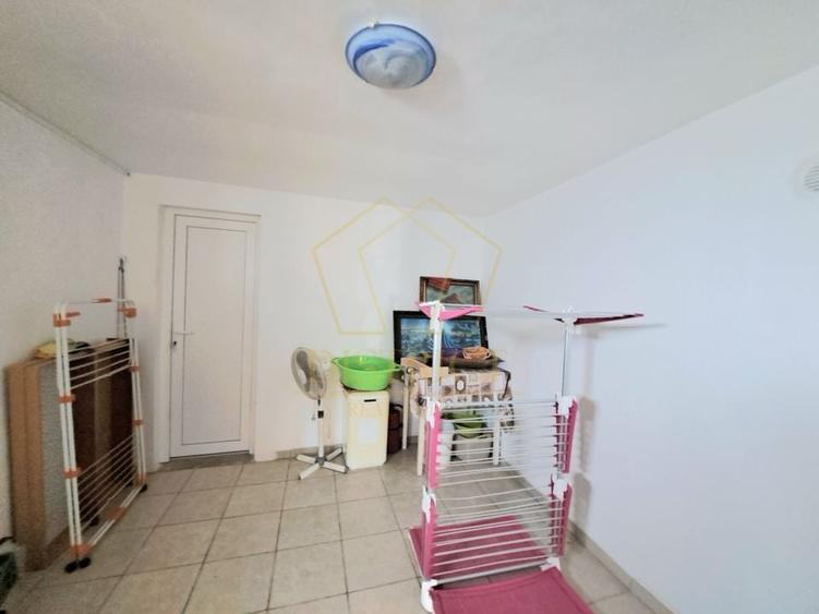 Casa individuala spatioasa, renovata total pe parter I Recas | COM 0% - 3