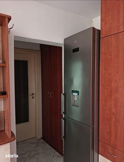 Apartament cu 3 camere decomandat în Valea Cetății