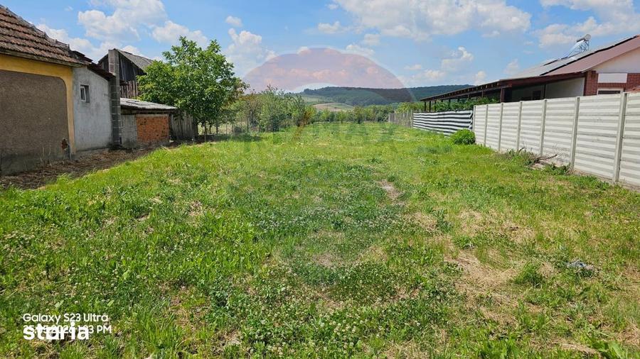 De vanzare teren intravilan 1,186mp Ineu -Strada Principala - 5