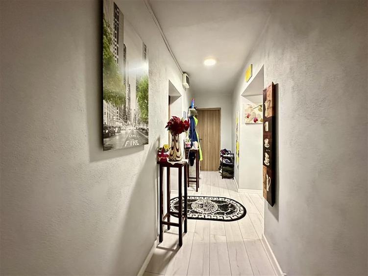 Casa renovata si utilata. Vladimirescu, zona Eroilor. - 9