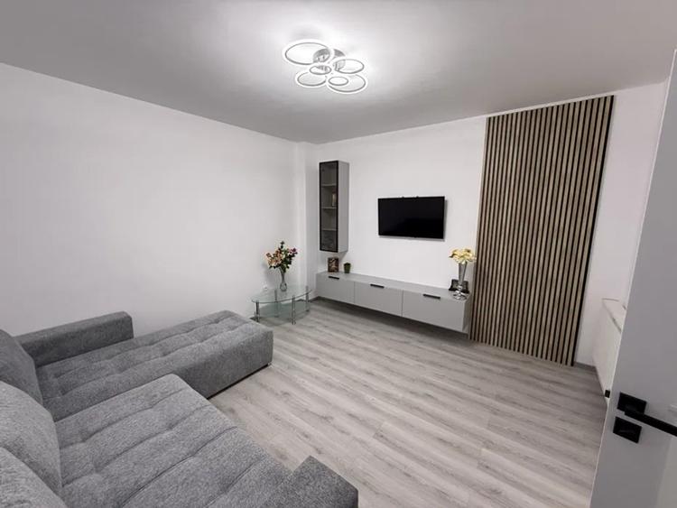 Casa 2 camere zona FALEZA NORD - 1