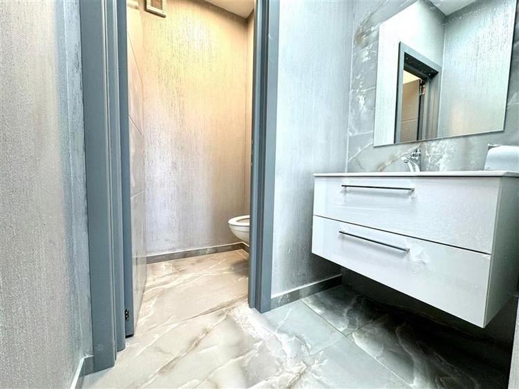 Spatiu cu Acces Public,300 MP, 6 Parcari, Open Space, Zona Pod IRA - 5