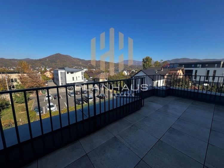 Apartament 3 camere ,Penthouse ,Centrul vechi Baia Mare - 2