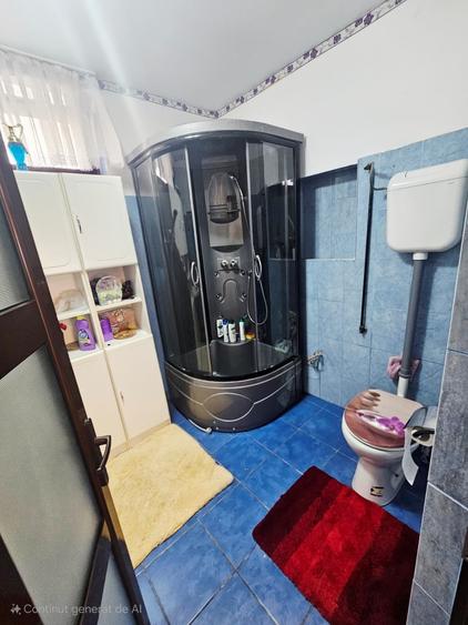 Casă spațioasă cu 9 camere în Strejnicu – pentru locuință, birouri - 41