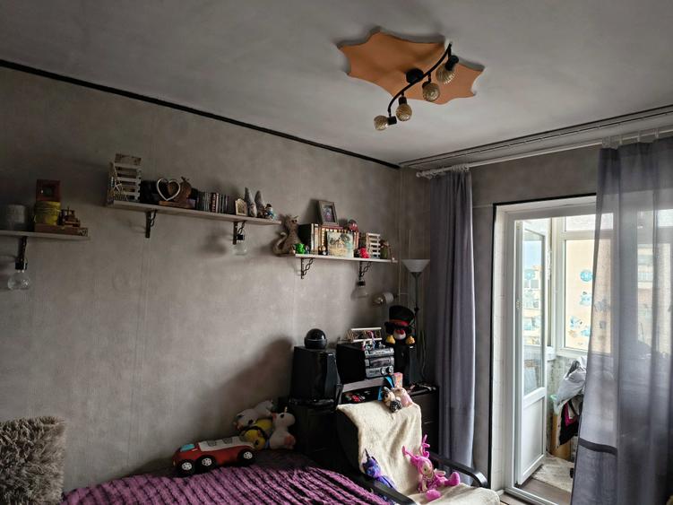 Vand apartament 2 camere decomandat - 6