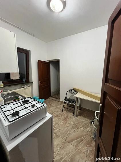 Inchiriez garsoniera locuit comercial - 1