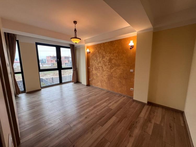 Casa intr-o zona rezidentiala, 130 mp utili, curte matura -Matei Millo - 6