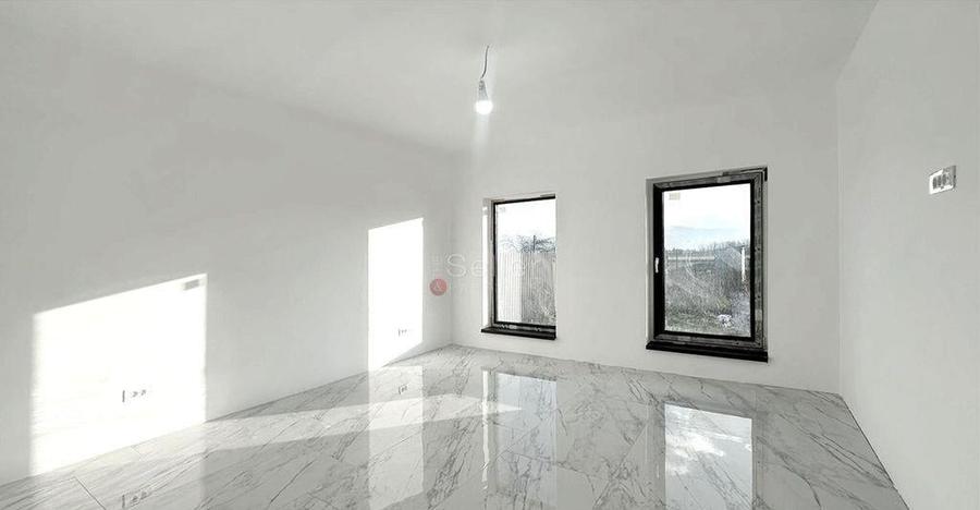 Curte Generoasa Compartimentare Practica - 8