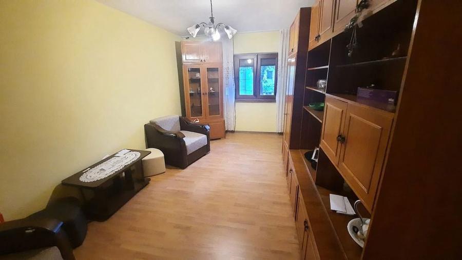 Vand apartament 2 camere - 2